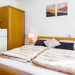 And Dalmatiko 3* Vodice
