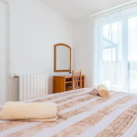 Guest house And Dalmatiko 3*