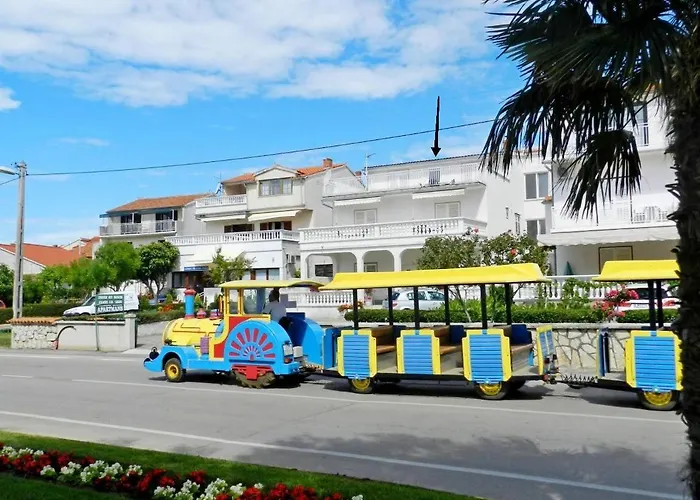 And Dalmatiko ゲストハウス