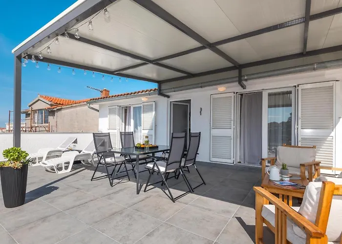 ゲストハウス And Dalmatiko 3*