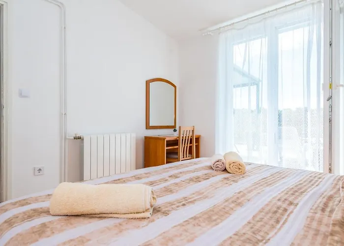 Guest house And Dalmatiko 3*