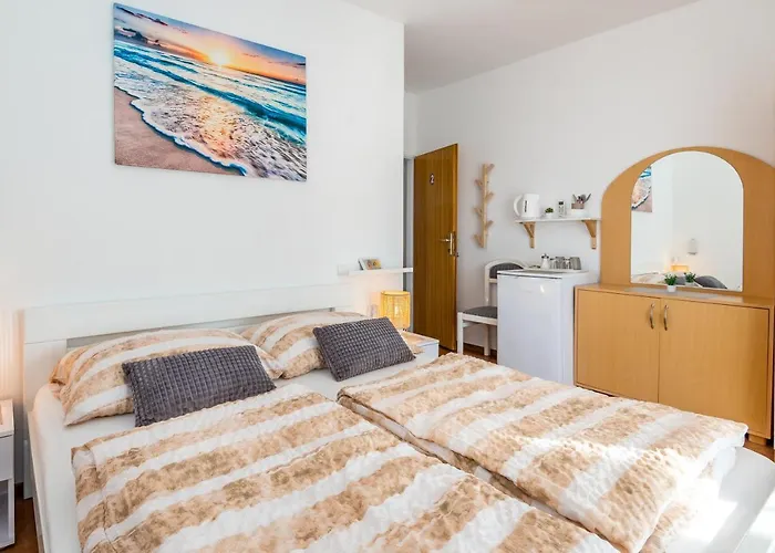 ゲストハウス And Dalmatiko 3*